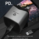 QC3.0 Square stripe Fast Charger - LCH082 - 3.jpg